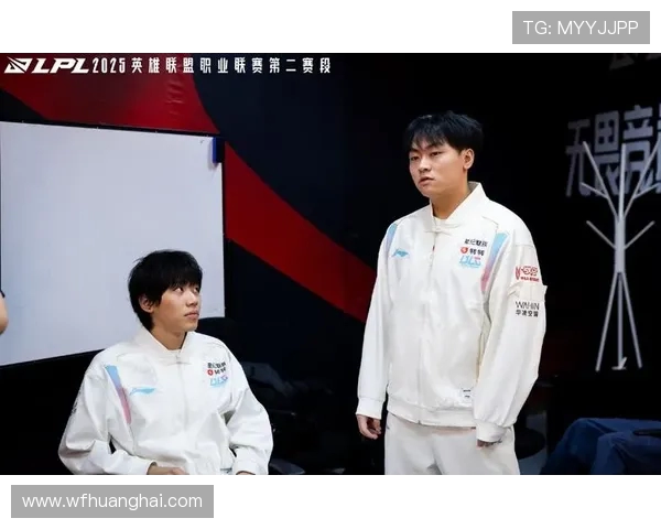 BLG大战JDG巅峰对决 谁将笑到最后掀起LPL赛季新高潮