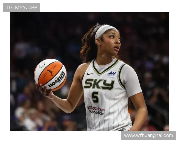 摩西马龙传奇生涯全面回顾从高中天才到NBA历史最伟大中锋之一 摩西马龙传奇生涯全面回顾从高中天才到NBA历史最伟大中锋之一